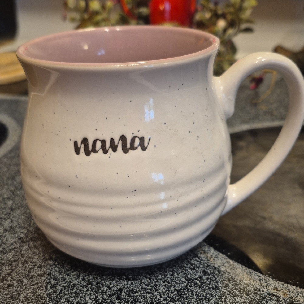 Nana Coffee Tea Mug Sheffield Home Microwave Dishwasher Safe Mauve Inside 16 OZ